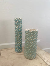 Load image into Gallery viewer, Aqua Glaze Popcorn Vase Short