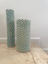 Load image into Gallery viewer, Aqua Glaze Popcorn Vase Short