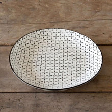 Load image into Gallery viewer, Ivory Ceramic Dinner Plate