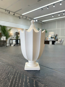 4"W X 4"L X 8"H