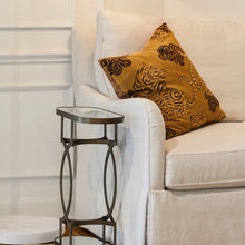 Load image into Gallery viewer, Petite Oval Looping Drink Table
